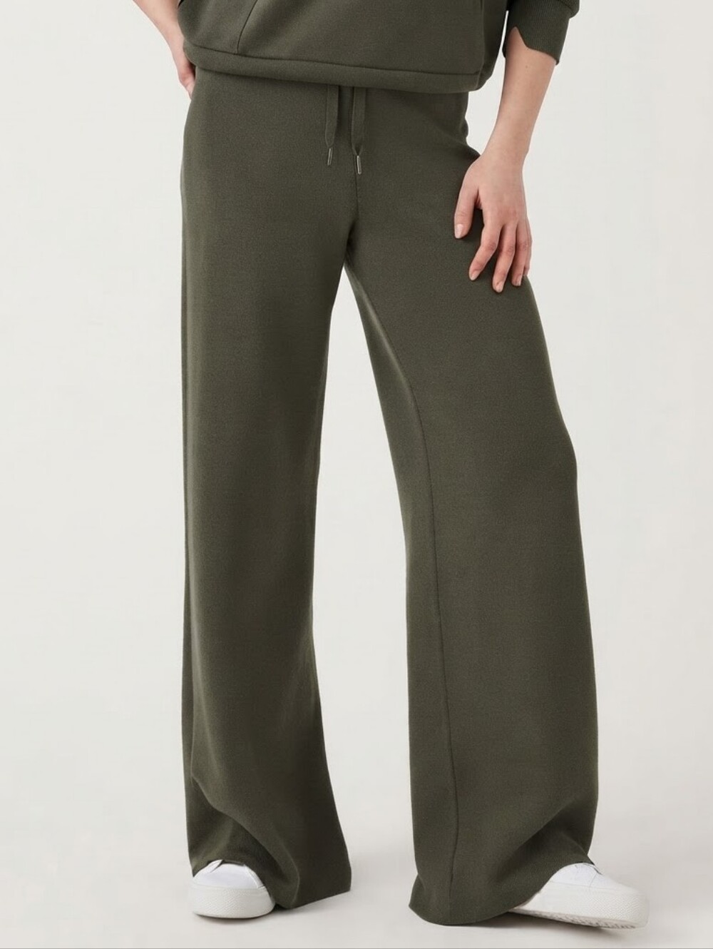 NEW Spanx AirEssentials Wide Leg Pant Dark Palm Olive Green Travel Size S Tall